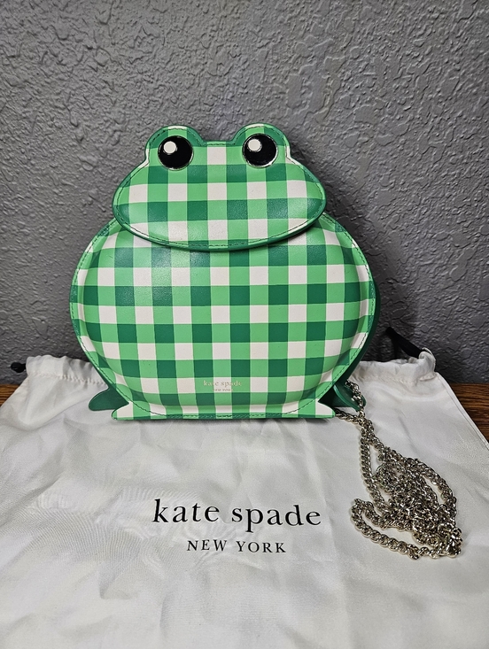 kate spade Handbags - Kate Spade Hoppkins Frog Crossbody